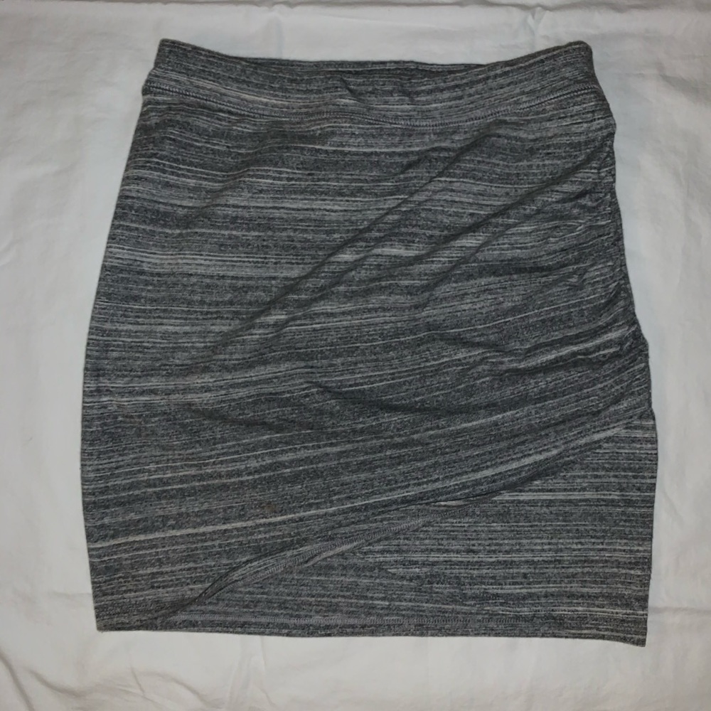 Garage tulip fitted skirt